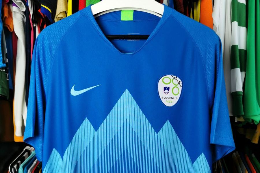2018/19 Away